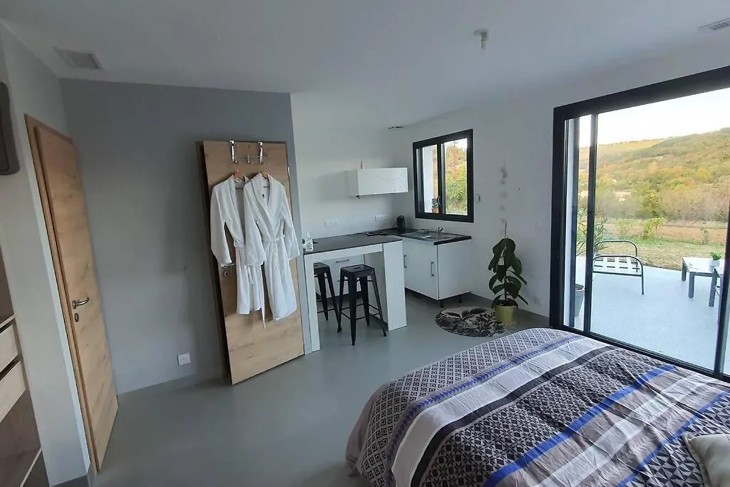 Appartement Studio indépendant vue magnifique et au calme Crest France